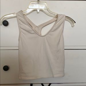 Basic white low cut crop top